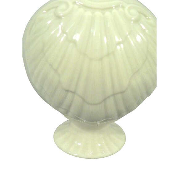 Lenox Bud Vase With Embossed Clam Shell Design & Gold Rim Hallmark Stamped Beige - Picture 5 of 11